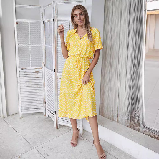 Damen Kurzarmkleid mit modernen Punkten und Taillenzug EB