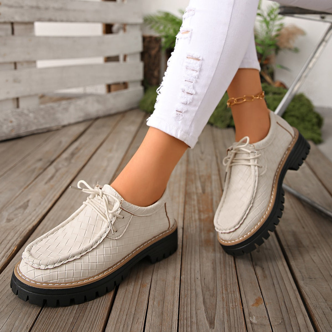 Damen Schnürschuhe mit schimmerndem Krokoprägung und rutschfester Profilsohle EB