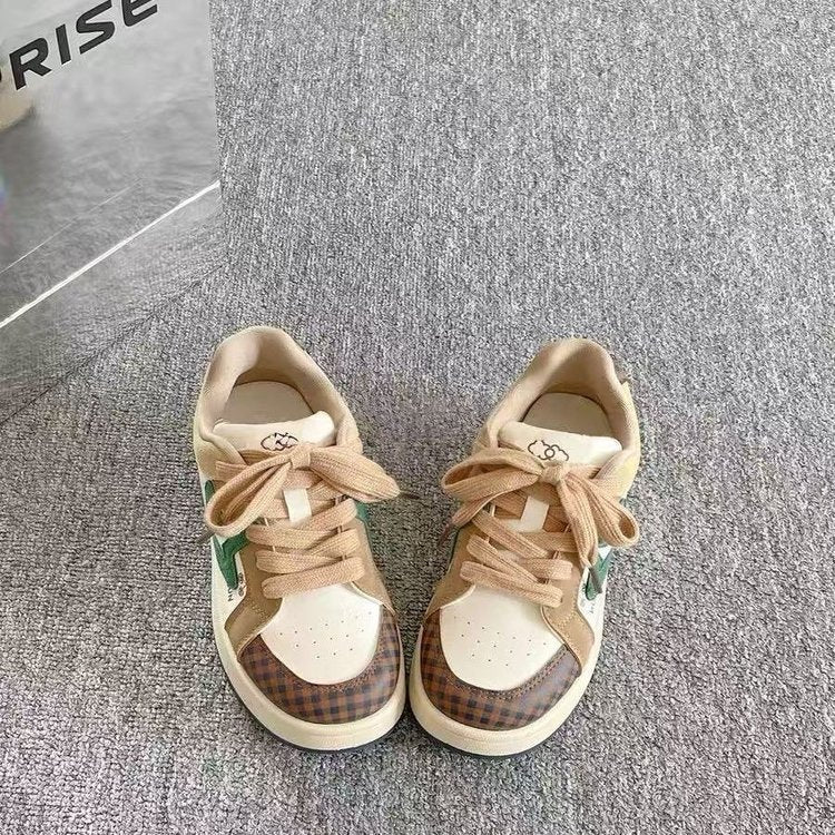 Damen Modische Sneakers mit karierten Akzenten und atmungsaktiver Struktur EB