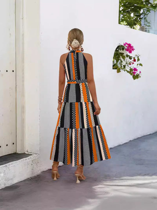 Damen Maxikleid mit modernem High-Neck Design und buntem Patchwork EB