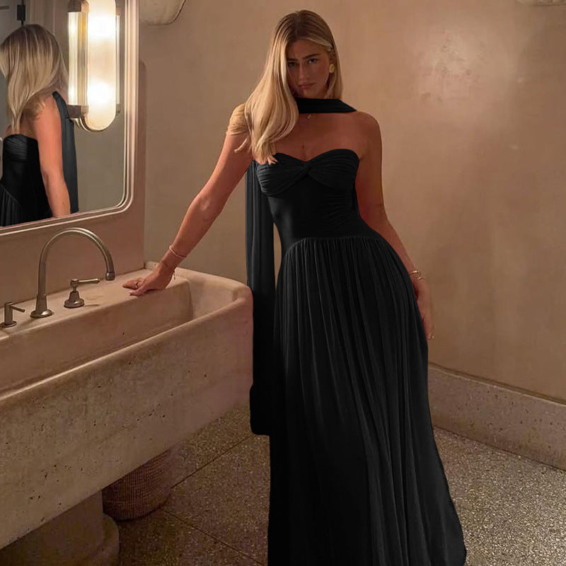 Damen Elegantes Maxikleid mit fließendem Schnitt und raffinierten Trägerdetails EB