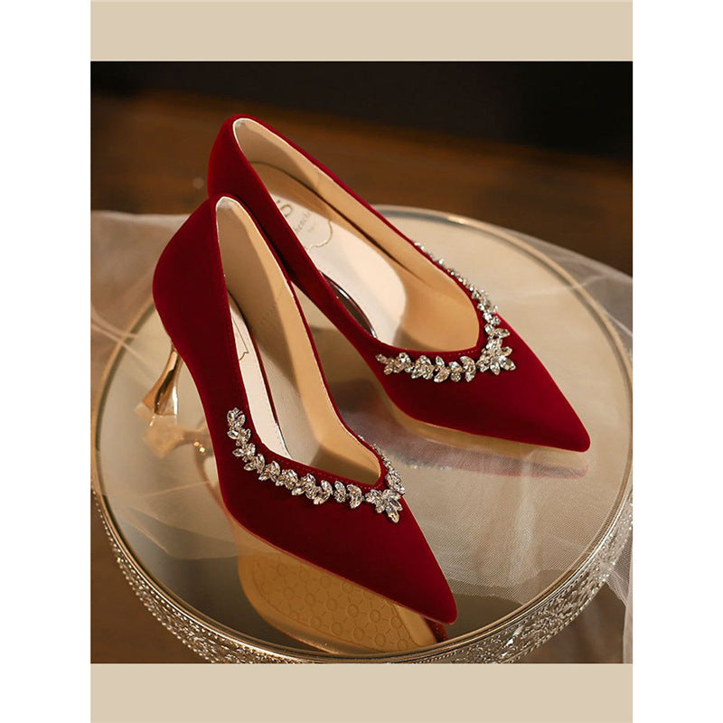 Damen elegante spitze Pumps mit Kristallverzierung EB