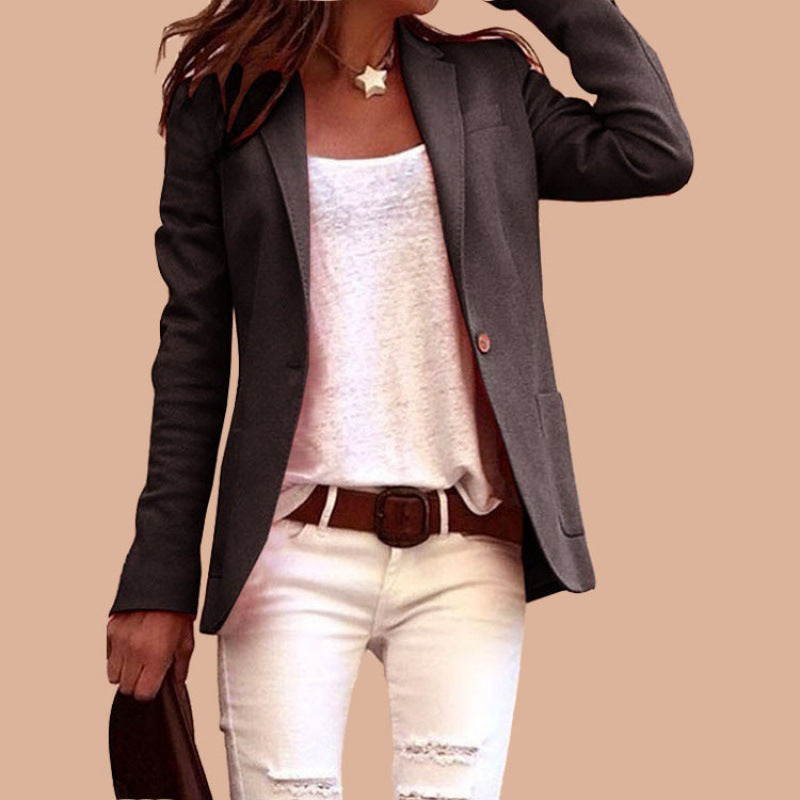 Damen moderner Blazer mit schmalem Schnitt und elegantem Detail EB