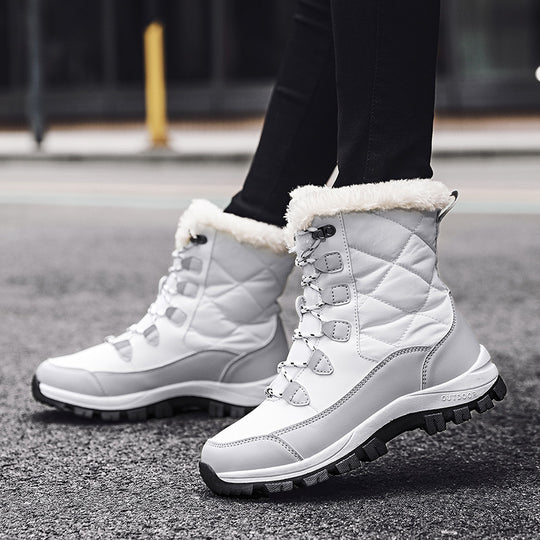Damen Winterstiefel mit isolierender Fütterung und rutschfester Sohle EB
