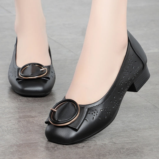 Damen Elegante Ballerinas mit modischem Schmuckdetail und komfortablem Absatz EB