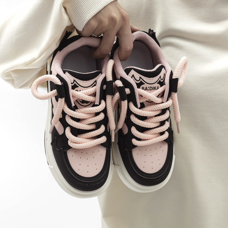 Damen Sportliche Chunky Sneakers mit dynamischem Design und elastischen Schnürsenkeln EB