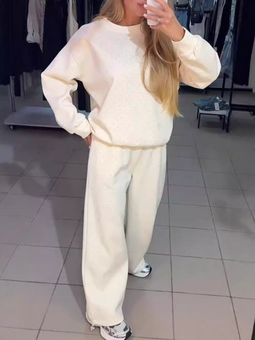 Damen Lässiger Freizeitanzug mit modernem Punktedesign EB