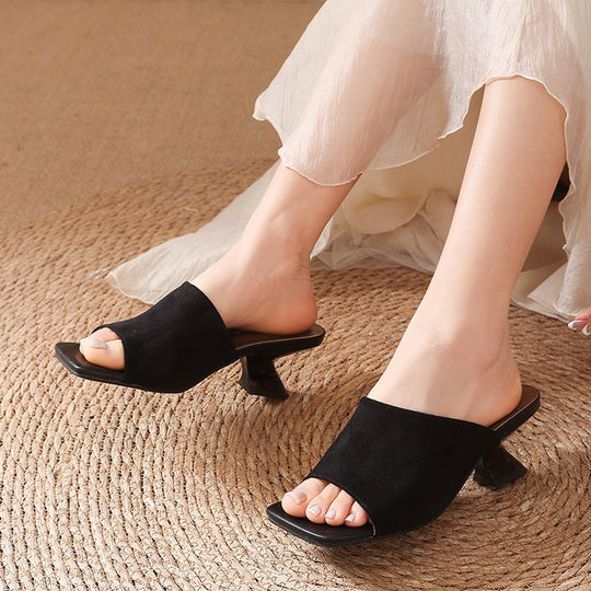 Damen elegante Mules mit strukturiertem Obermaterial und modischem Blockabsatz EB
