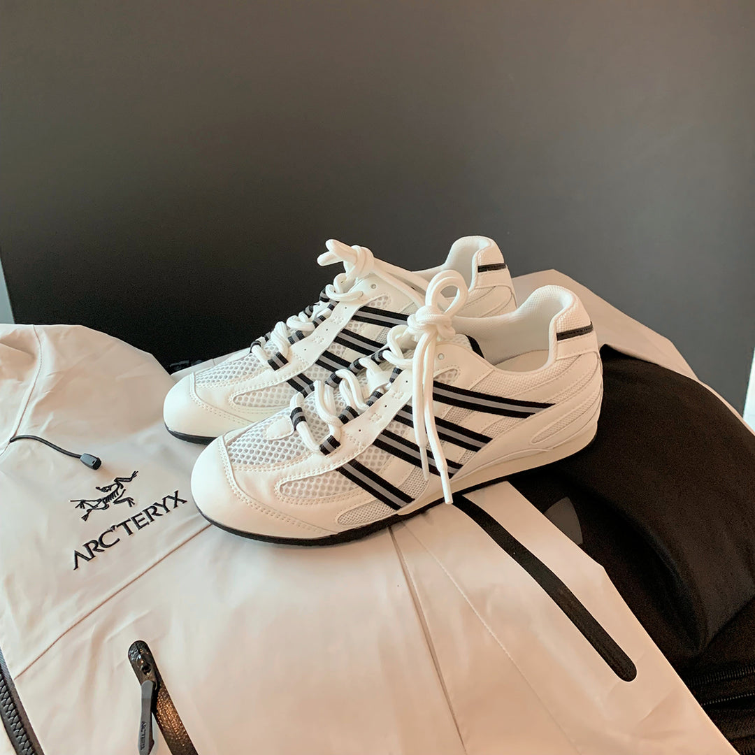 Damen Sportliche Laufschuhe mit atmungsaktiver Mesh-Oberfläche und rutschfester Sohle EB