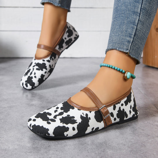 Damen Bequeme Ballerinas mit dekorativem Riemen EB