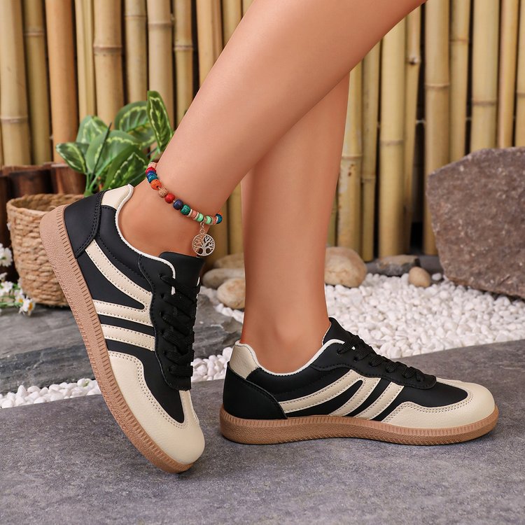 Damen Mary-Jane-Sneaker mit Klettverschluss und gepolstertem Komfortfußbett EB
