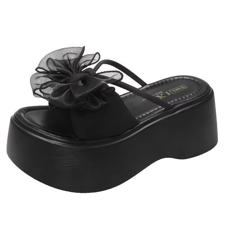 Damen Plateau‑Pantolette mit hoher Wedgesohle und organza‑Blütenapplikation EB