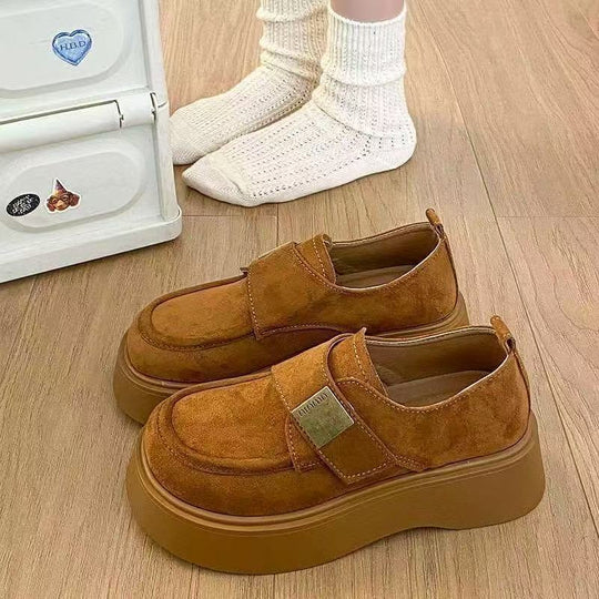 Damen Chunky Clogs aus weichem Wildleder mit verstellbarem Klettverschluss EB