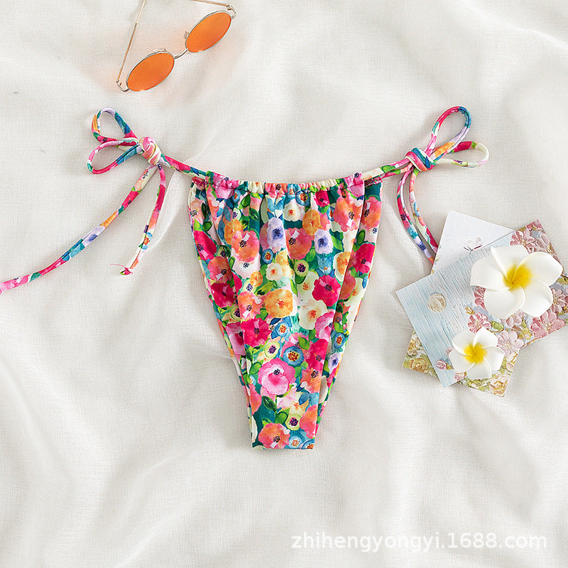 Damen Bandeau-Bikini mit verspieltem Blumendesign EB