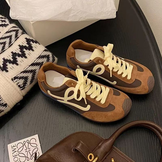 Damen Sneakers mit luxuriösem Wildleder und atmungsaktivem Mesh von EB