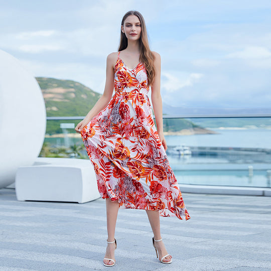 Damen Maxikleid mit floralem Schnitt und eleganter Taillierung EB
