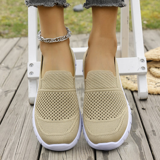 Damen Atmungsaktive Slip-On Sneakers mit elastischem Einsatz EB