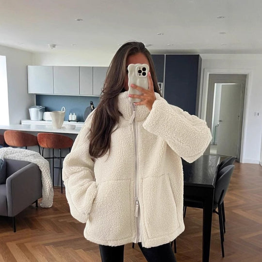 Damen kuschelige Fleecejacke mit hohen Kragen und großen Taschen EB