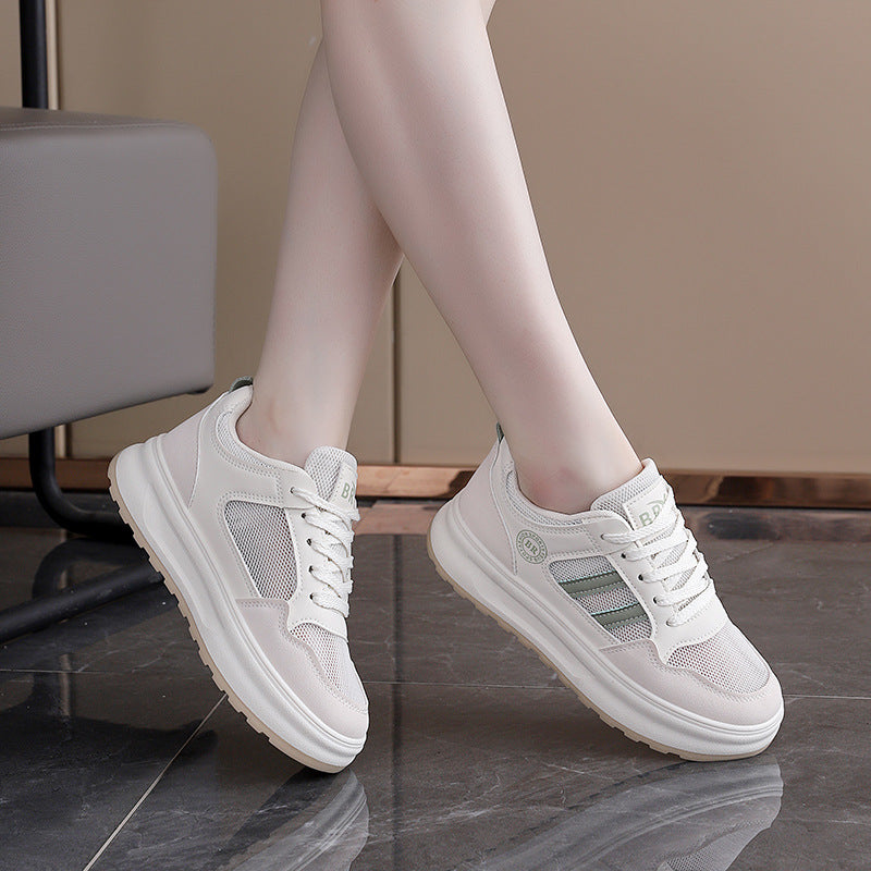 Damen Sportliche Sneakers mit atmungsaktiver Mesh-Oberfläche und stabilisierender Sohle EB