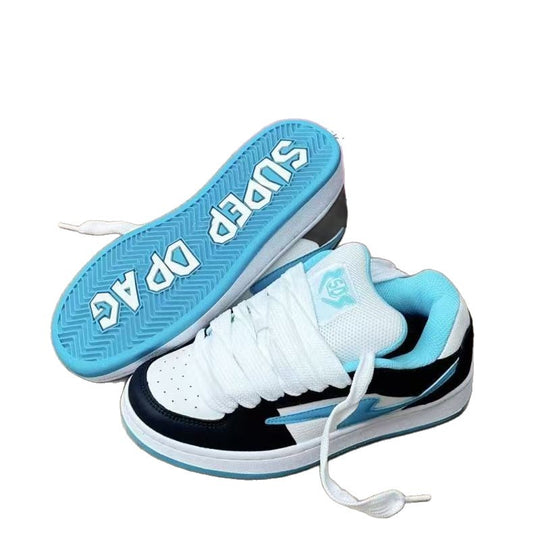 Damen Sportliche Sneakers mit atmungsaktivem Mesh-Obermaterial und robustem Profil EB