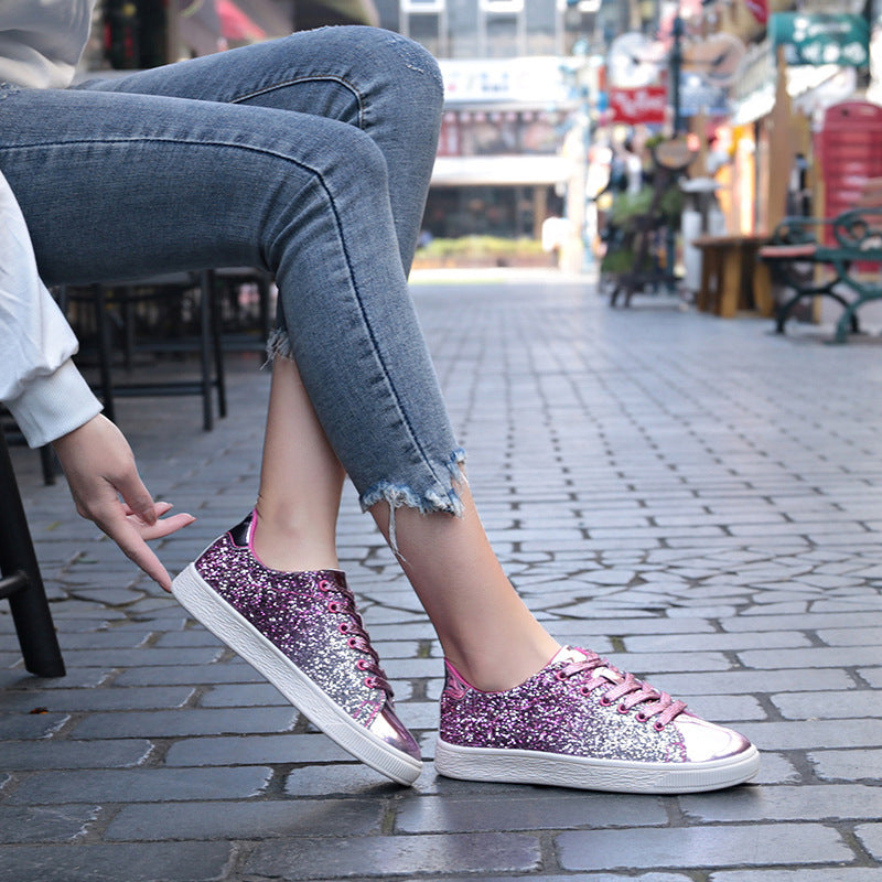 Damen Freizeit Sneakers mit glitzerndem Obermaterial und sportlicher Sohle EB