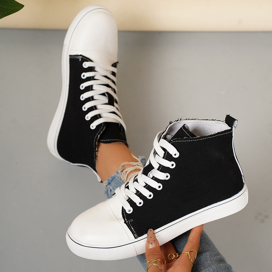 Damen High-Top Sneakers mit floralem und Totenkopf-Muster EB
