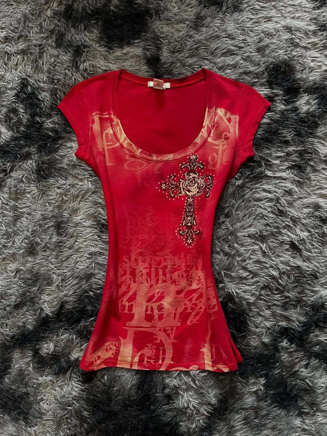 Damen modisches T-Shirt mit einzigartigem Cross-Design EB