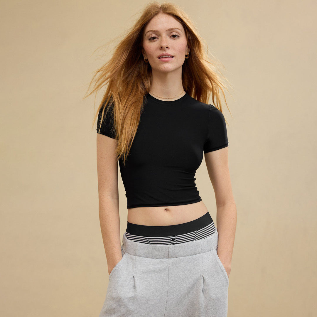 Damen Crop T-Shirt mit figurbetontem Schnitt EB