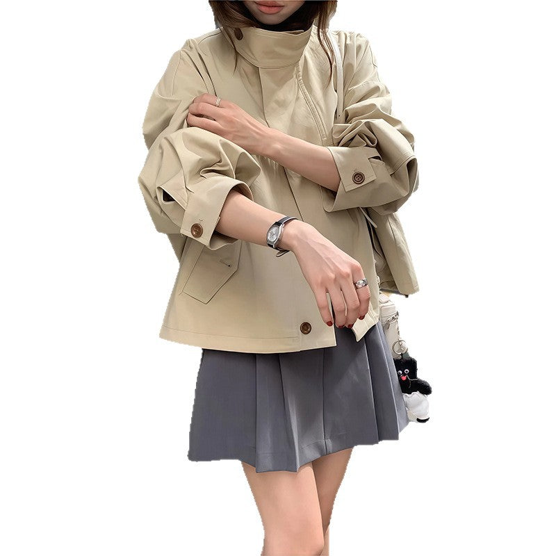 Damen modische Kurzjacke mit innovativem Kragen und dekorativen Knöpfen EB