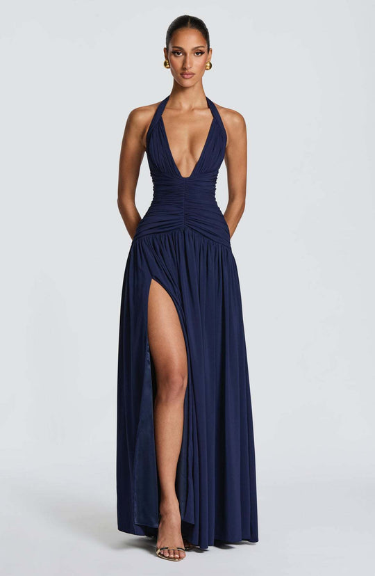 Damen Elegantes Maxikleid mit halterlosem Ausschnitt und raffiniertem Faltenwurf EB