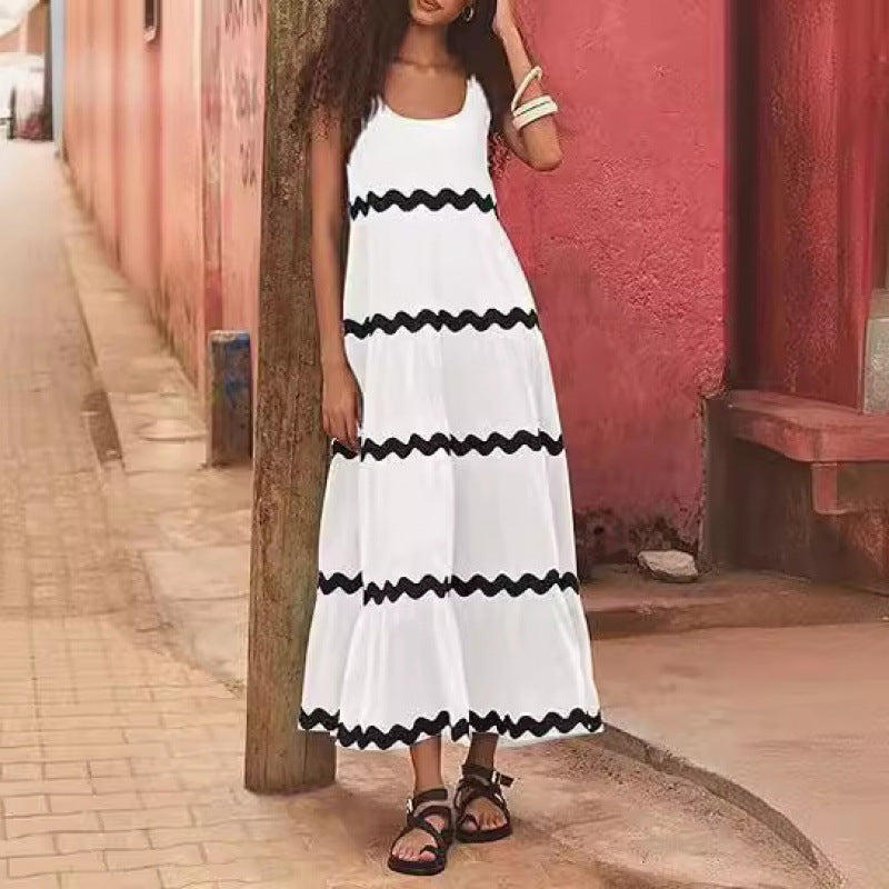 Damen Sommermaxikleid mit wellenförmigem Design EB