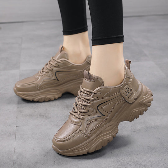 Damen Sportsneaker mit elegantem, gepolstertem Design EB