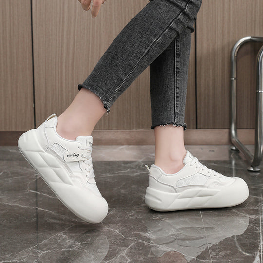 Damen modische Sneakers mit dämpfendem Sohlenprofil und atmungsaktiver Mesh-Oberfläche EB