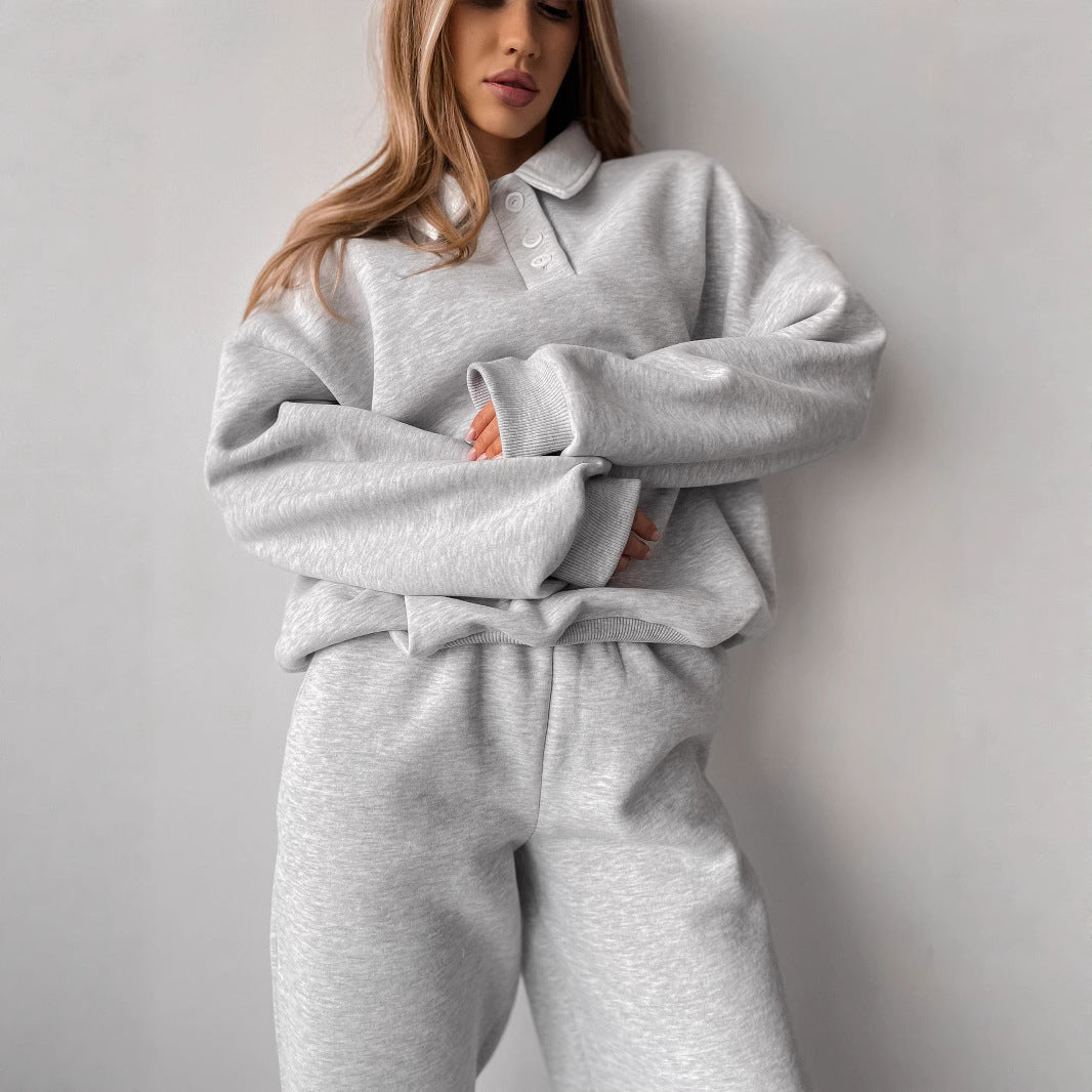 Damen Polo-Sweatshirt und Relax-Fit Jogginghose Set aus French Terry EB