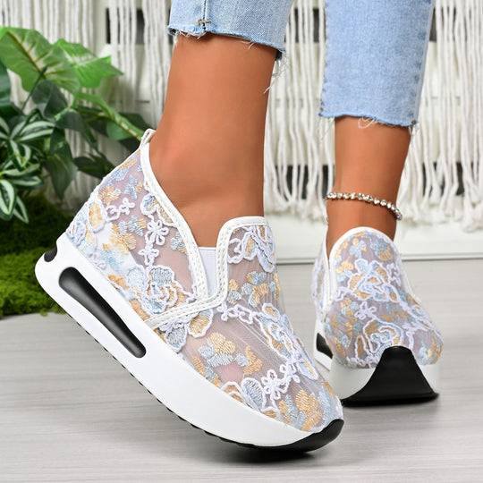 Damen Slip-On Sneakers mit floralem und atmungsaktivem Obermaterial EB