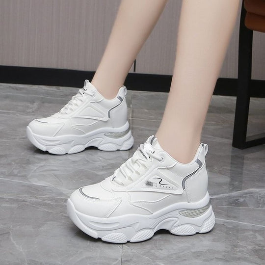 Damen Sportliche Chunky Sneakers mit atmungsaktiven Einsätzen und komfortabler Dämpfung EB
