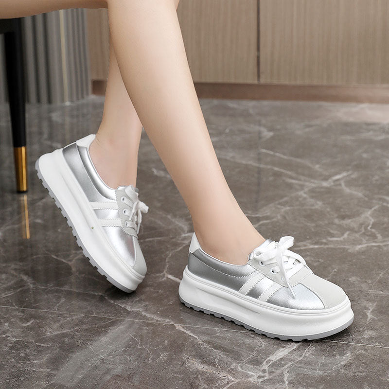 Damen modische Plattform Sneakers mit trendigem Metallic-Design EB