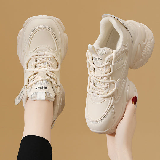 Damen Sportliche High-Performance Sneakers mit dämpfender Sohle und atmungsaktivem Obermaterial EB