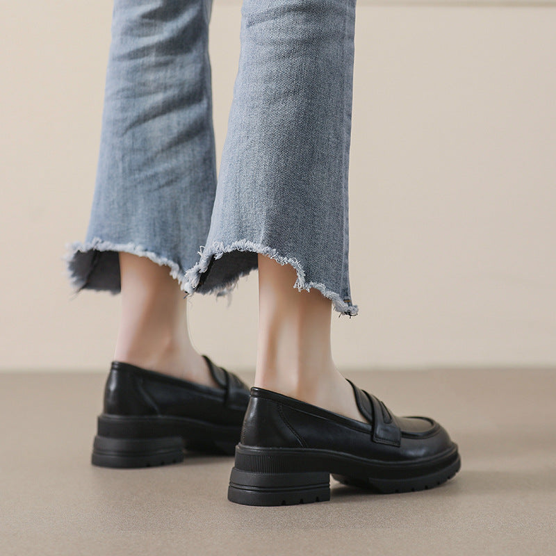Damen Mokassin-Schuhe mit modischer Schnallenverzierung und komfortablem Blockabsatz EB