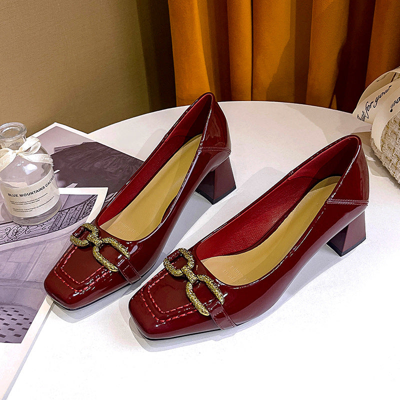 Damen Komfortable Blockabsatz-Pumps mit elegantem Riemendetail EB
