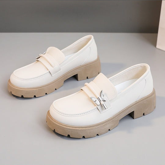 Damen modische Chunky Loafers mit robustem Profil und eleganten Applikationen EB