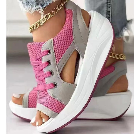 Damen Offene Keil-Sandale-Sneaker mit atmungsaktivem Mesh, profilierter Plateau-Sohle und Schnürung EB