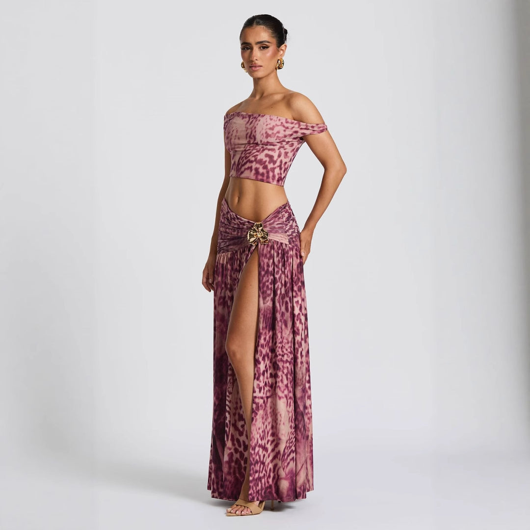 Damen Kleidungsset im stylischen Off-Shoulder-Design mit Raffungen und einzigartigem Muster EB