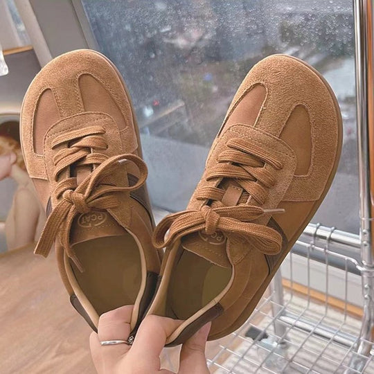 Damen Sneakers aus hochwertigem Wildleder mit modischem Farbakzent EB
