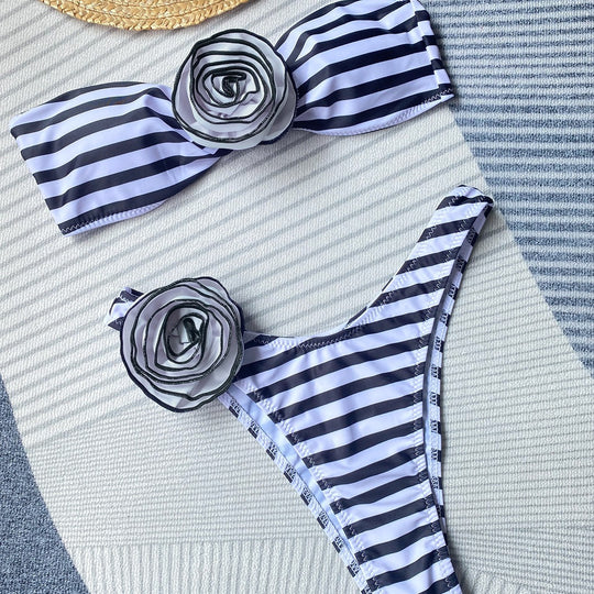 Damen Bandeau-Bikini mit zauberhaftem Blumendekor EB