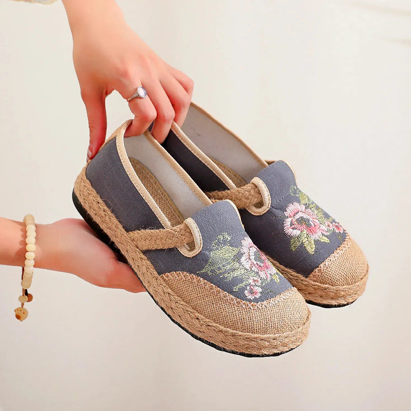 Damen klassische Espadrilles mit handgestickten Blumenmotiven EB