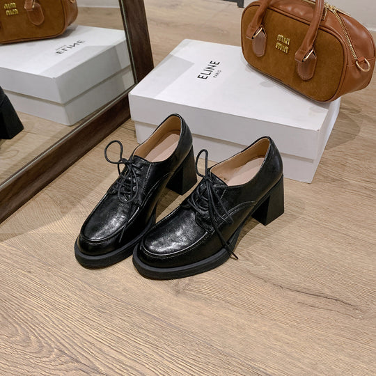 Damen Schnürschuhe mit elegantem Blockabsatz und modischem Finish EB