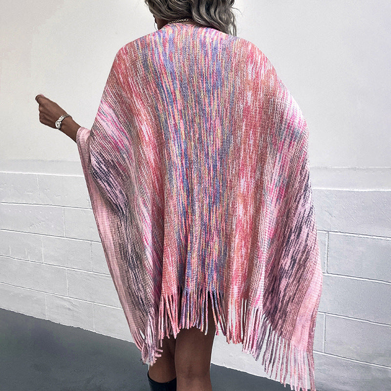 Damen modischer Poncho mit luxuriösem Kunstfellbesatz und kreativen Fransen EB