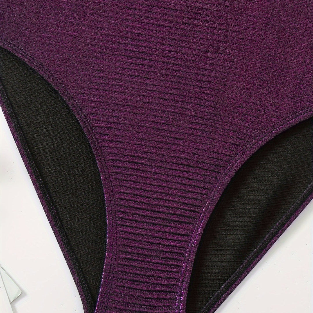 Damen Glamouröser Badeanzug mit frechem Rückenausschnitt EB