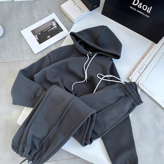 Damen Oversize-Hoodie und Jogginghose Set mit weichem Innenfutter, verstellbarer Kordel und hochgezogenem Bund Eichborn Berlin